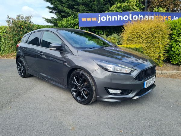 Ford Focus Hatchback, Diesel, 2017, Grey