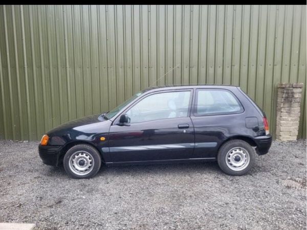 Toyota Starlet Hatchback, Petrol, 1997, Black