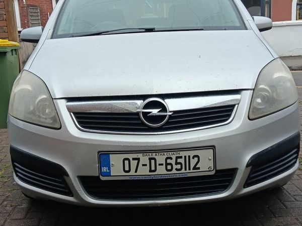 Opel Zafira MPV, Petrol, 2007, Silver