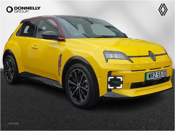 Renault 5 , Electric, 2025, Two Tone
