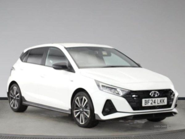 Hyundai i20 , Petrol, 2024, White