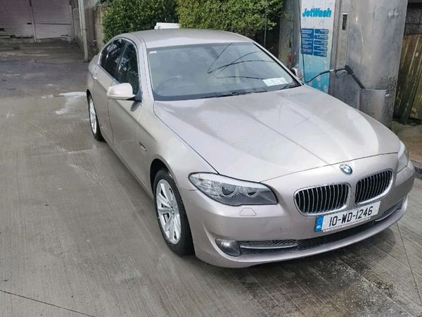 BMW 5-Series Saloon, Diesel, 2010, Silver