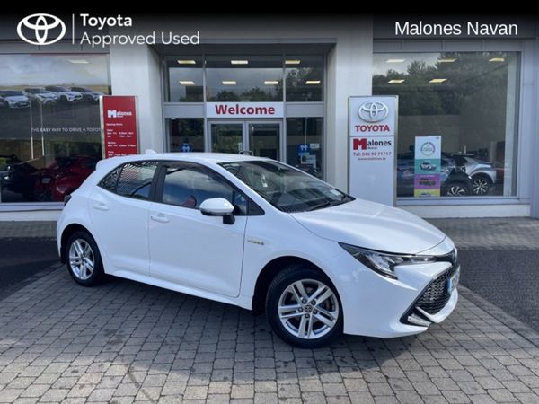 Toyota Corolla Hatchback, Hybrid, 2022, White