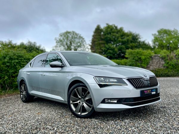 Skoda Superb Hatchback, Diesel, 2019, Silver