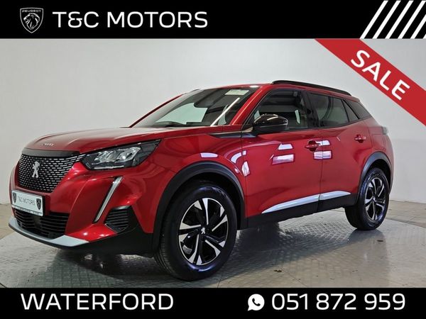 Peugeot 2008 MPV, Petrol, 2023, Red