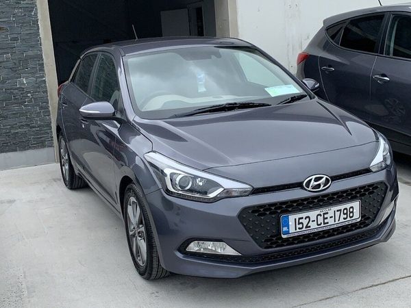 Hyundai i20 Hatchback, Petrol, 2015, Grey