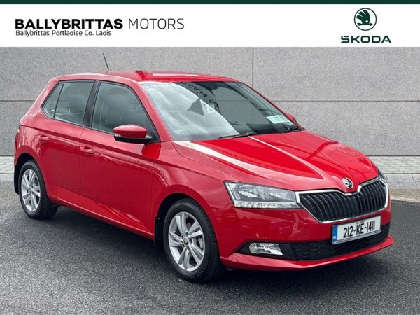 Skoda Fabia Hatchback, Petrol, 2021, Red