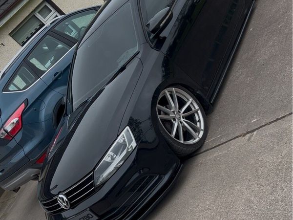 Volkswagen Jetta Saloon, Diesel, 2016, Black