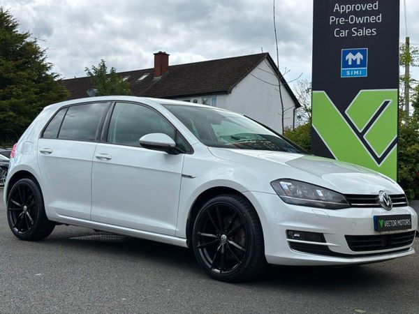 Volkswagen Golf Hatchback, Petrol, 2016, White