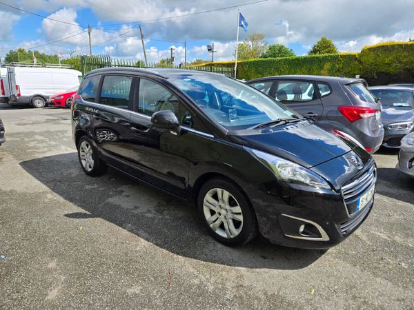 Peugeot 5008 MPV, Diesel, 2015, Black