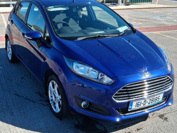 Ford Fiesta Hatchback, Petrol, 2016, Blue
