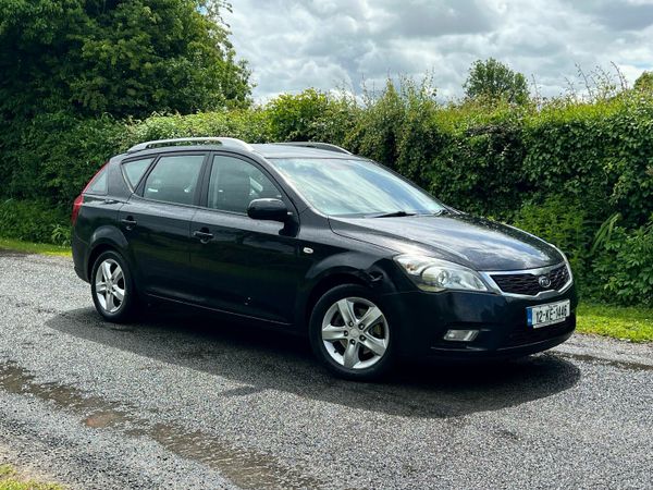 Kia Ceed MPV, Diesel, 2012, Black