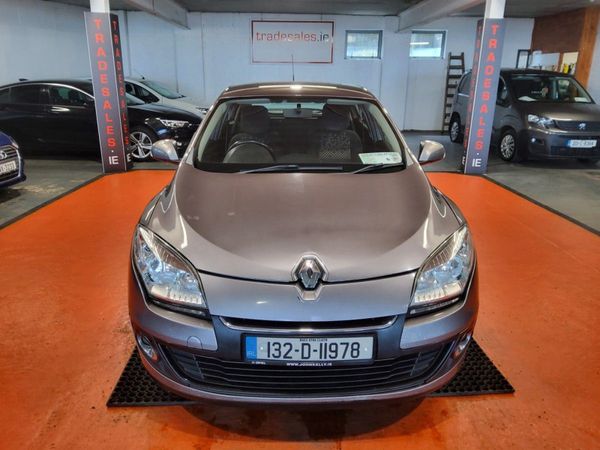 Renault Megane Hatchback, Diesel, 2013, Grey