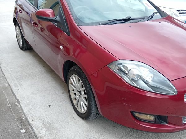 Fiat Bravo Hatchback, Diesel, 2011, Red