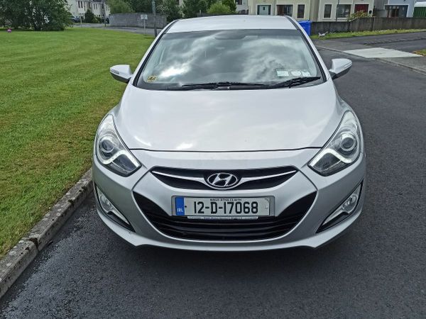 Hyundai i40 Saloon, Diesel, 2012, Silver