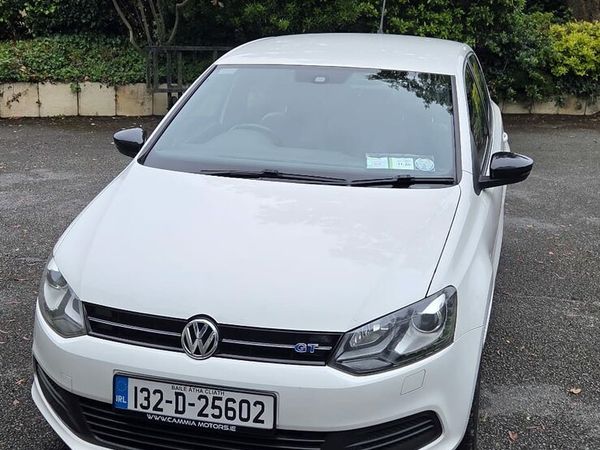 Volkswagen Polo Hatchback, Petrol, 2013, White