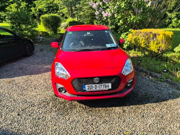 Suzuki Swift Hatchback, Petrol, 2020, Red
