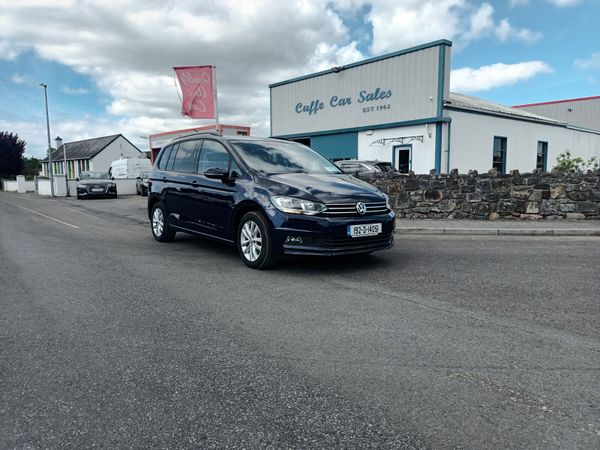 Volkswagen Touran MPV, Diesel, 2019, Blue