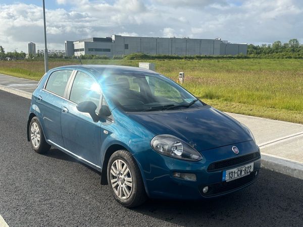 Fiat Punto Hatchback, Diesel, 2013, Green