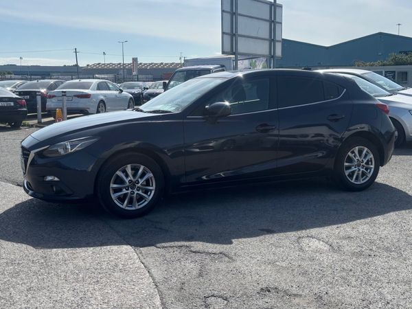 Mazda Mazda3 Hatchback, Diesel, 2015, Blue