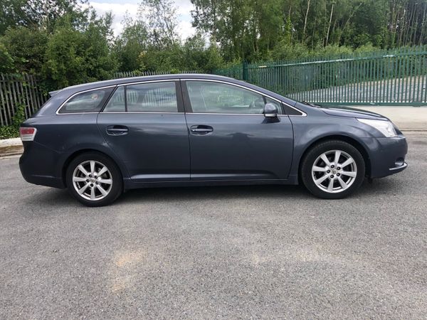 Toyota Avensis Estate, Diesel, 2009, Blue