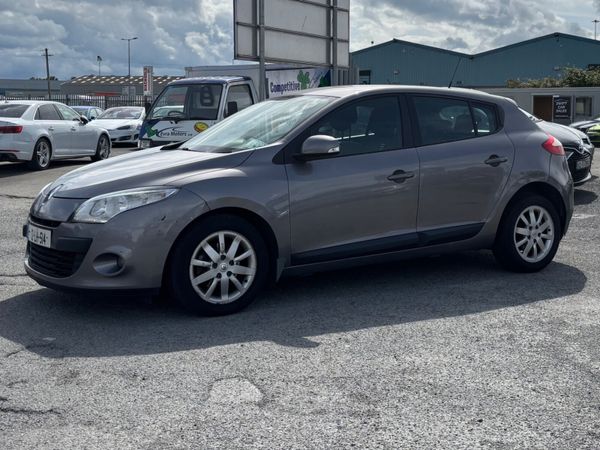 Renault Megane Hatchback, Diesel, 2012, Grey