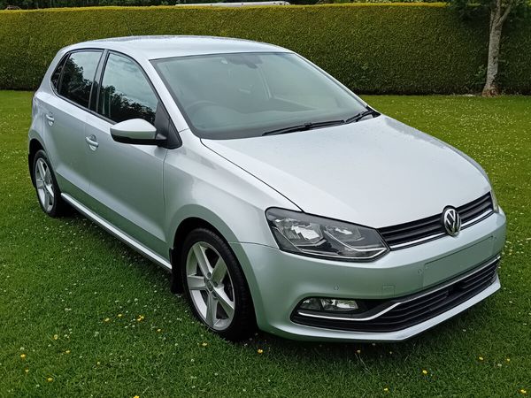 Volkswagen Polo Hatchback, Diesel, 2015, Silver