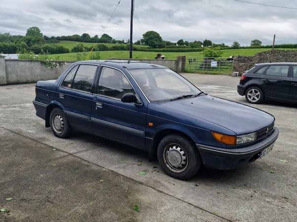 Mitsubishi Lancer Saloon, Petrol, 1992, Blue