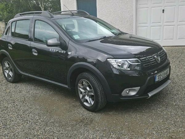 Dacia Sandero Stepway Hatchback, Diesel, 2017, Black