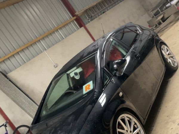 SEAT Leon Hatchback, Diesel, 2012, Black
