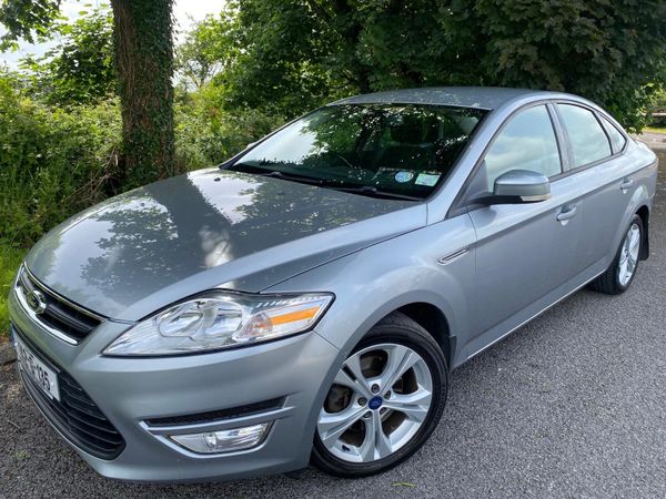 Ford Mondeo Saloon, Diesel, 2014, Grey