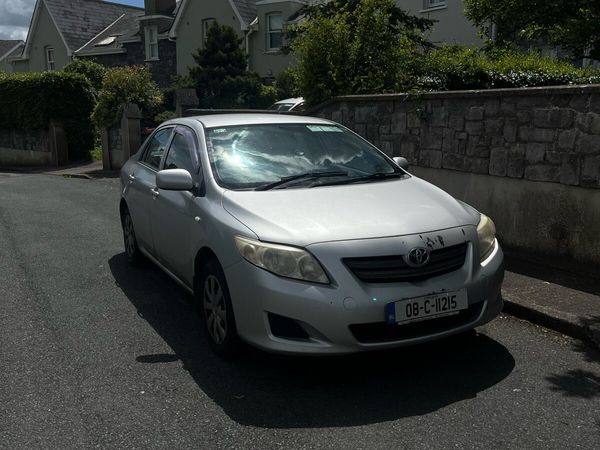 Toyota Corolla Saloon, Diesel, 2008, Silver