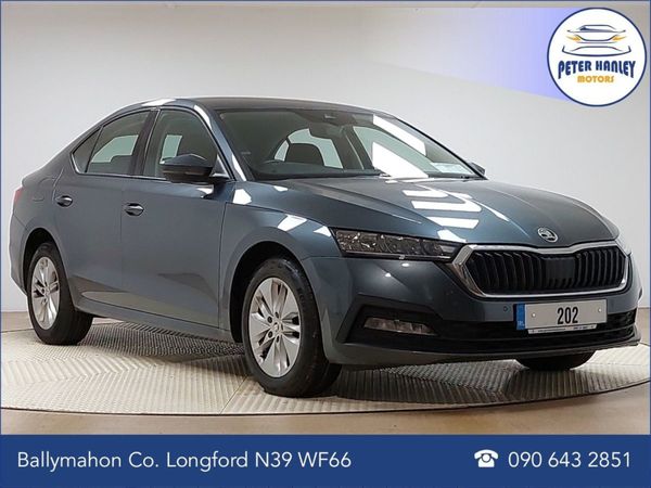 Skoda Octavia Hatchback, Diesel, 2020, Grey