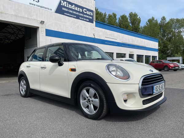 Mini Cooper Estate/Jeep, Petrol, 2015, White