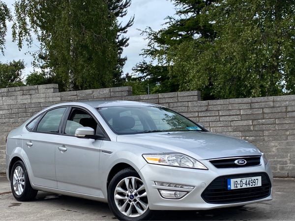 Ford Mondeo Hatchback, Diesel, 2012, Silver