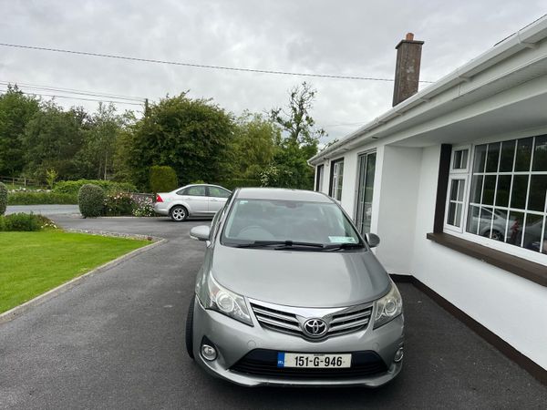 Toyota Avensis Saloon, Diesel, 2015, Grey