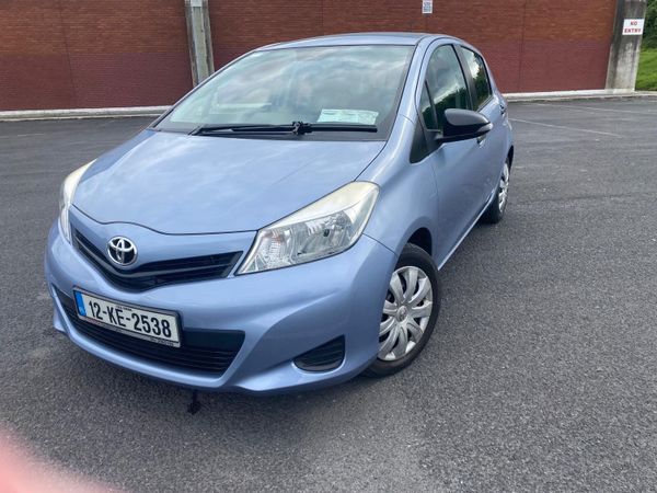 Toyota Yaris Hatchback, Petrol, 2012, Blue