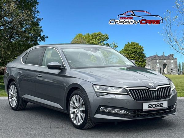 Skoda Superb Hatchback, Diesel, 2022, Grey