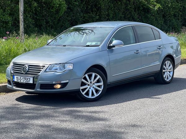 Volkswagen Passat Saloon, Diesel, 2010, Grey