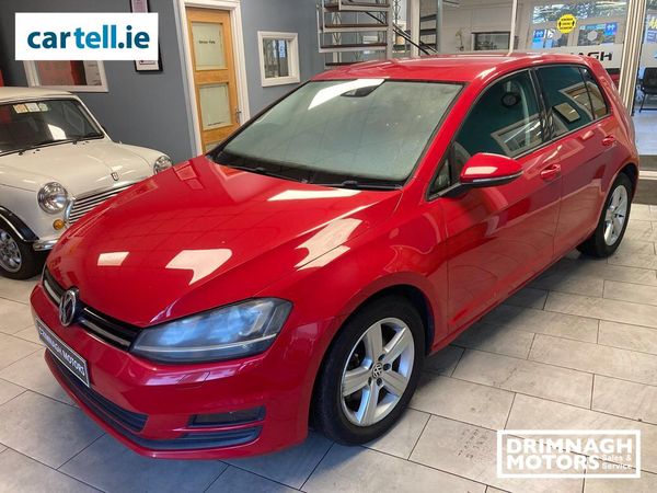 Volkswagen Golf Hatchback, Petrol, 2013, Red