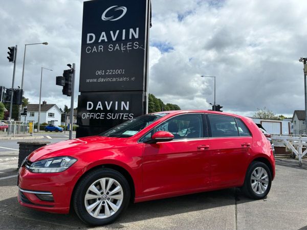 Volkswagen Golf Hatchback, Diesel, 2017, Red