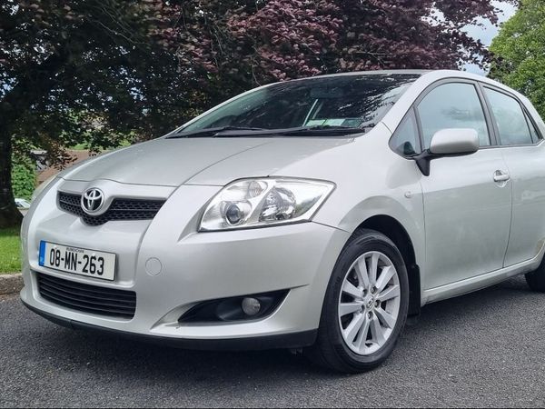 Toyota Auris Hatchback, Petrol, 2008, Silver