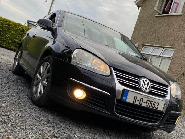 Volkswagen Jetta Saloon, Diesel, 2011, Black