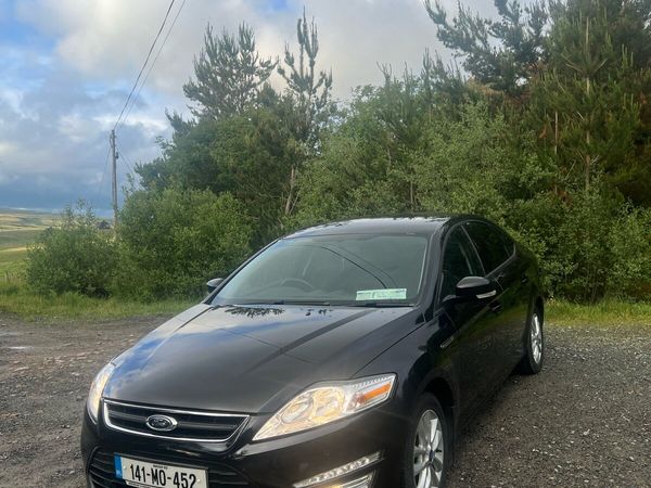 Ford Mondeo Hatchback, Diesel, 2014, Black
