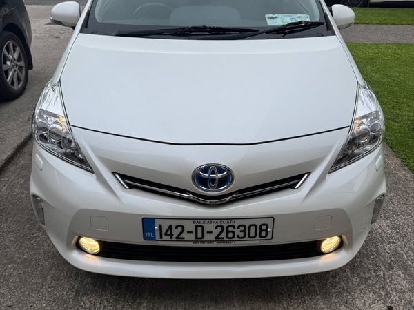 Toyota Prius MPV, Petrol Hybrid, 2014, White