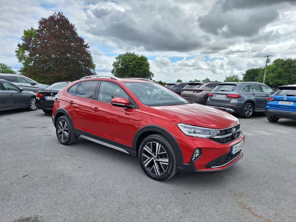 Volkswagen Taigo Estate, Petrol, 2022, Red