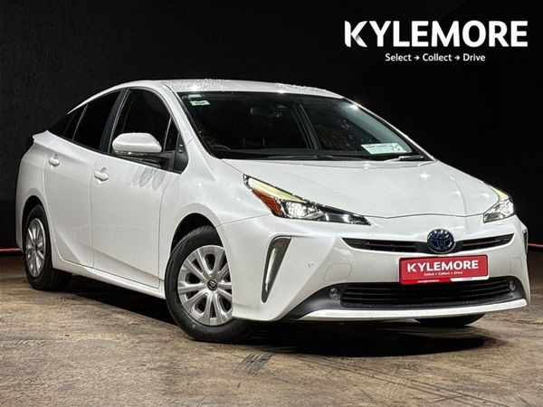 Toyota Prius Hatchback, Hybrid, 2022, White