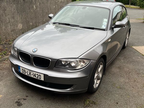 BMW 1-Series Hatchback, Diesel, 2009, Grey