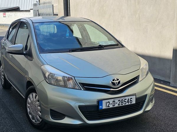 Toyota Yaris Hatchback, Petrol, 2012, Green