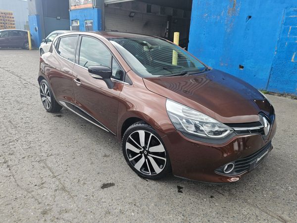 Renault Clio Hatchback, Petrol, 2014, Brown